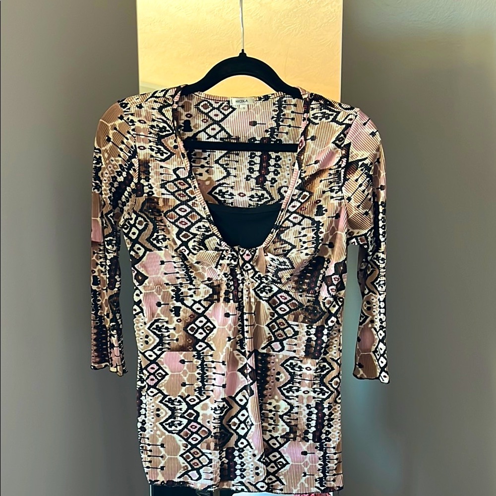 NICOLA Brown and Black Bow Front Fitted Blouse